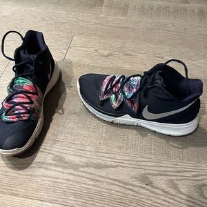 Nike Kyrie 5